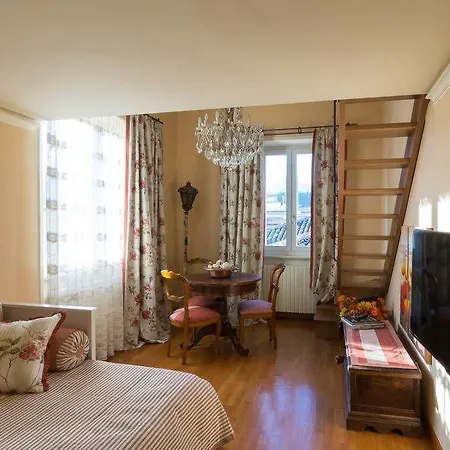 Bed & Breakfast Antica Maison 4*