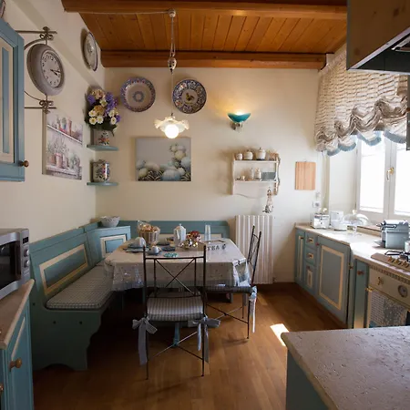 Bed & Breakfast Antica Maison 4*